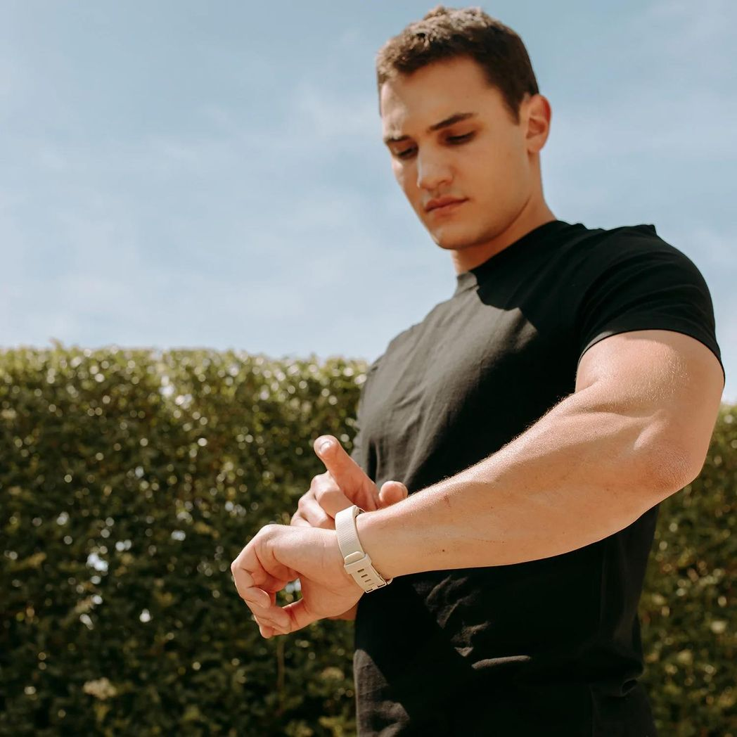 Gymcline Vesper Fitness Tracker - HR, BP,O2, Sleep And Body Temp. Monitoring Cream